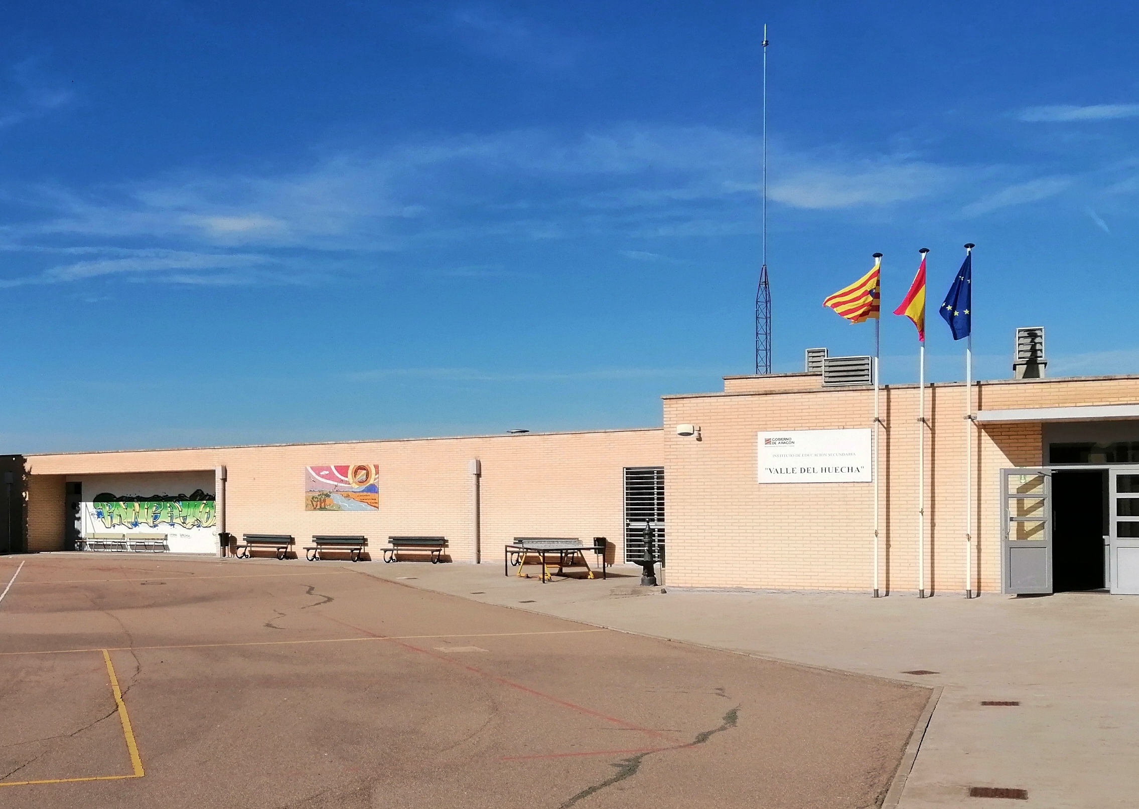 The #SERVETX experiments: IES Valle del Huecha (Mallén, Zaragoza)